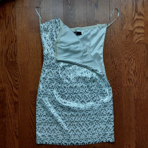 Bedo - White Mini Sequins Strapless Dress - Picture 4 of 7